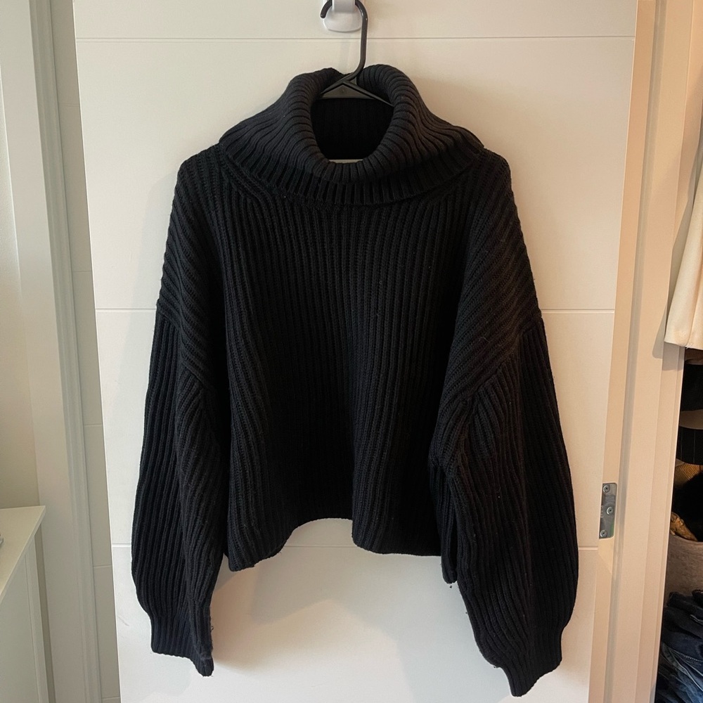 Aritzia Babaton Black Turtleneck Sweater - 100% Merino Wool